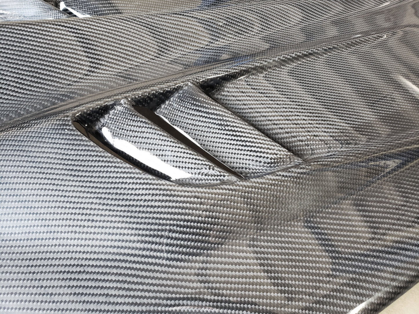 350Z Carbon Fiber Vented Hood