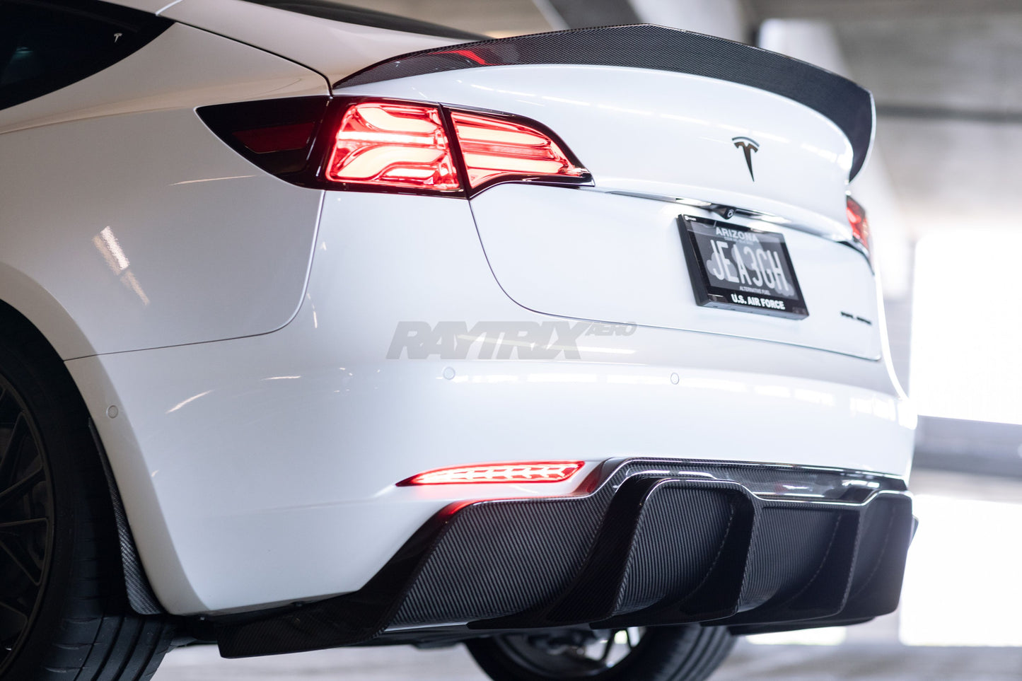 Raytrix Aero Spec-V Carbon Fiber Diffuser Tesla Model 3