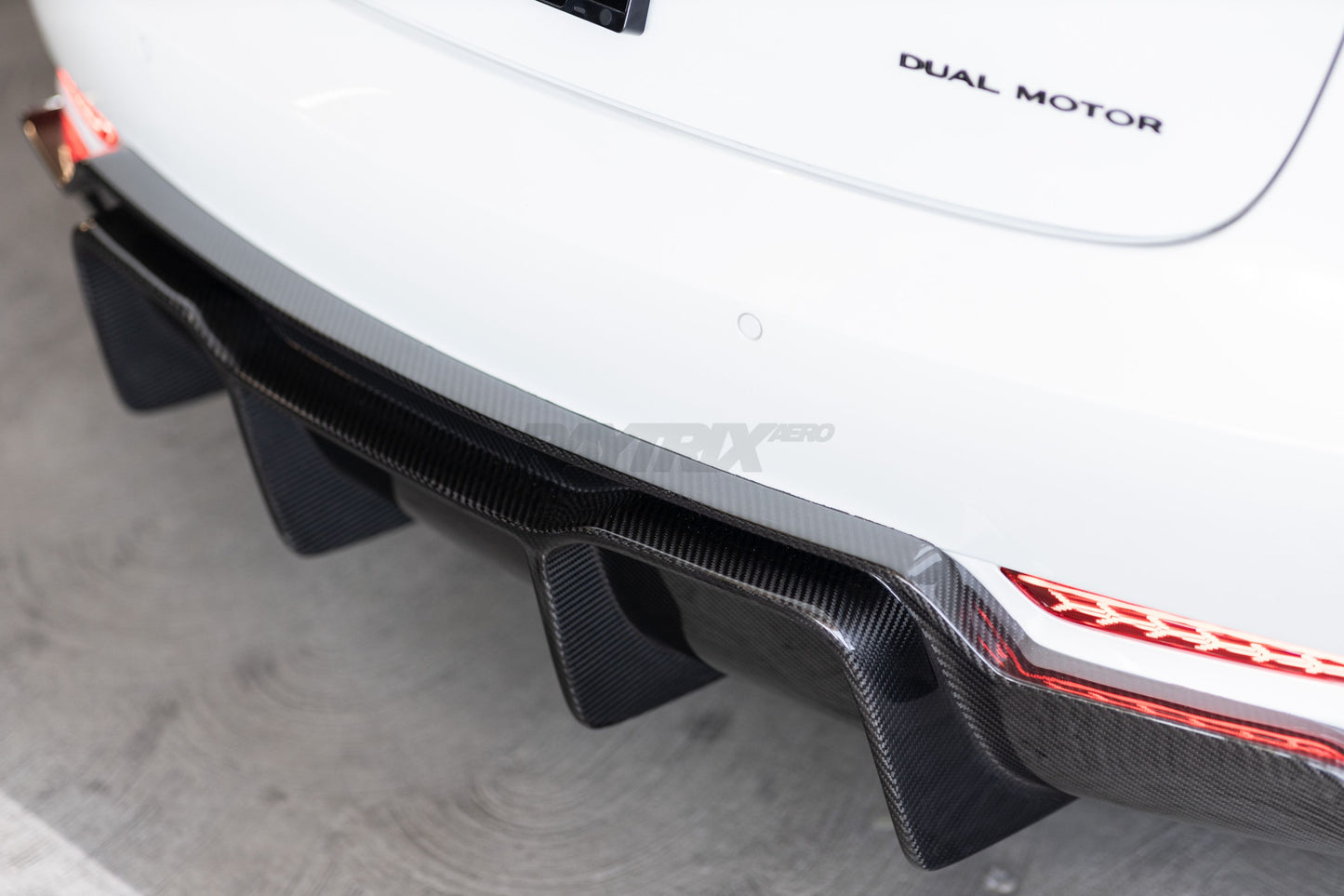 Raytrix Aero Spec-V Carbon Fiber Diffuser Tesla Model 3